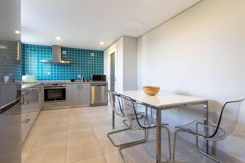 Center Apartments-penafiel Apartment *