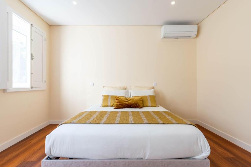 Center Apartments-penafiel Apartment